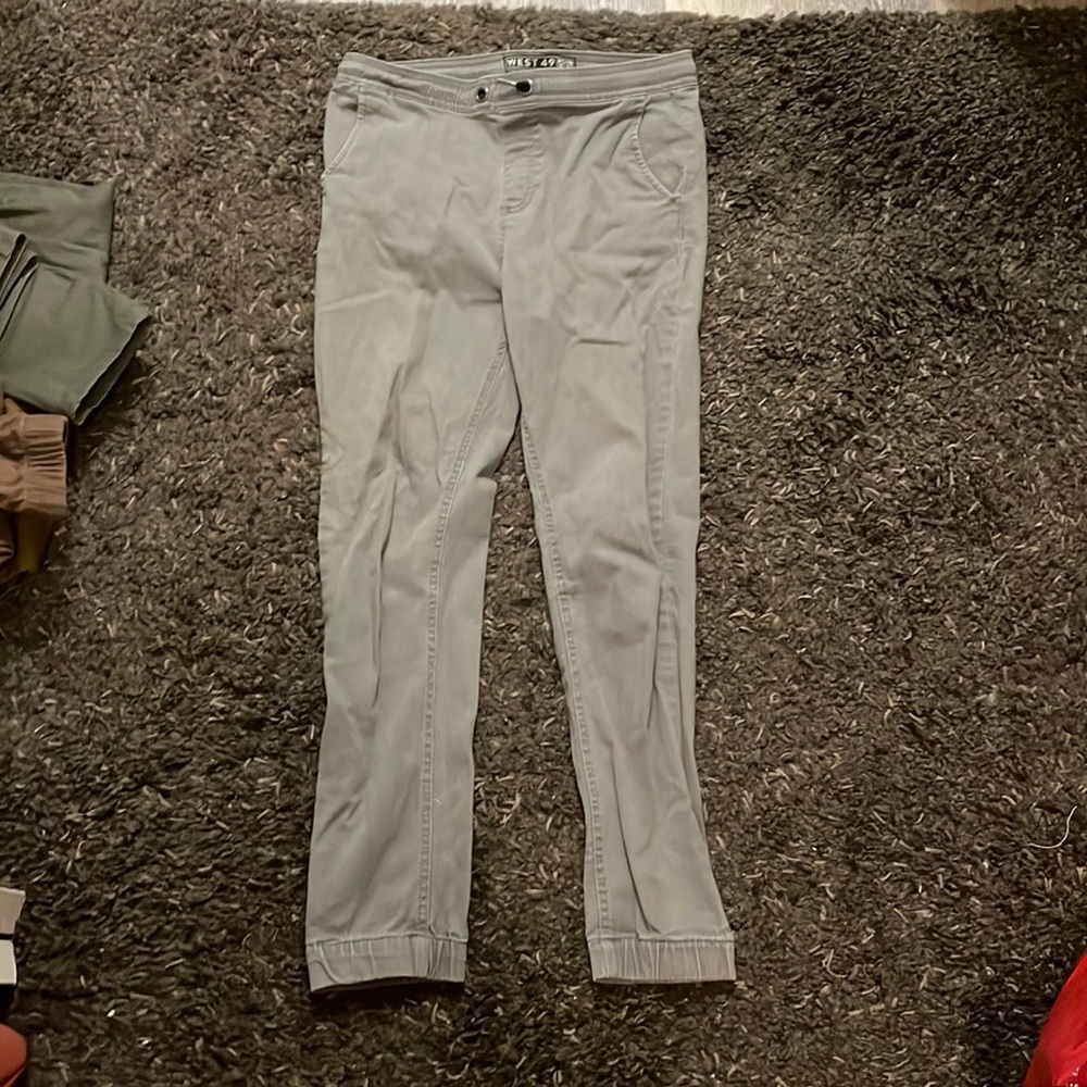 EUC- Boy’s (16) West 49 Joggers